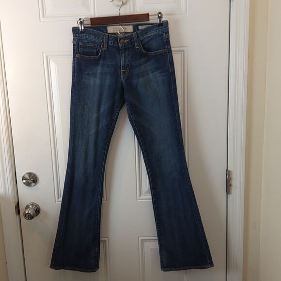 New York & Company premium Flare five-pocket Jeans - Picture 4 of 13